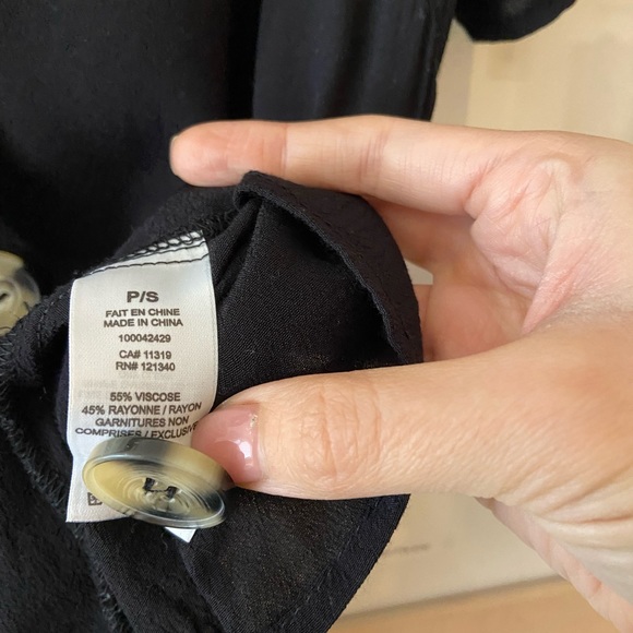 DYNAMITE Short-sleeve in Black - Picture 4 of 4